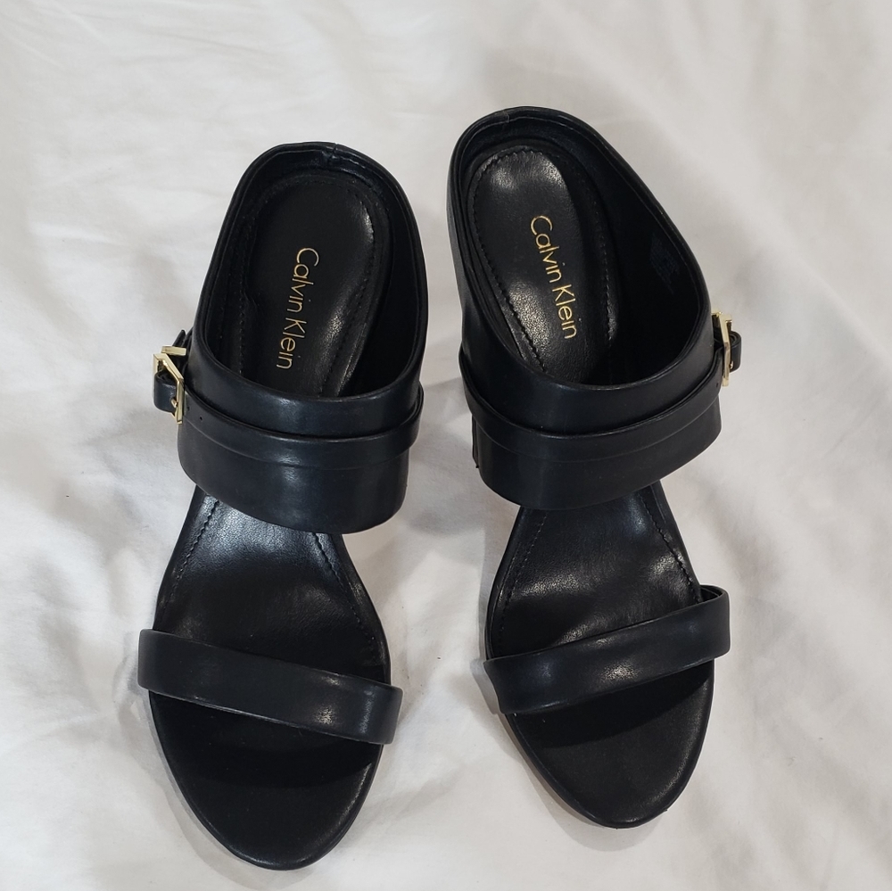 Calvin Klein black heels - Picture 2 of 5